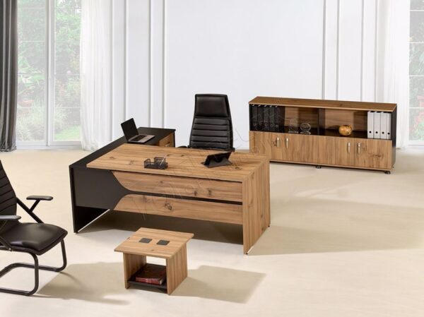 2052 - Modern Büro Masa Takımları